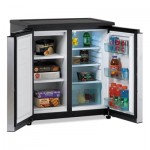 Avanti 5.5 CF Side by Side Refrigerator/Freezer, Black/Stainless Steel AVARMS551SS